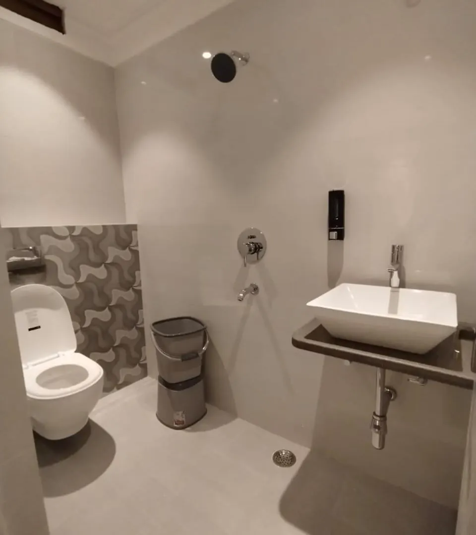 ***  Hotel H Inn Varanasi Indien