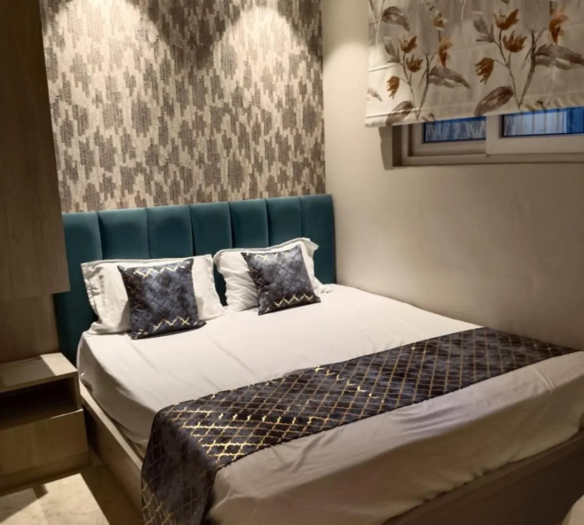 ***  Hotel H Inn Varanasi Indien